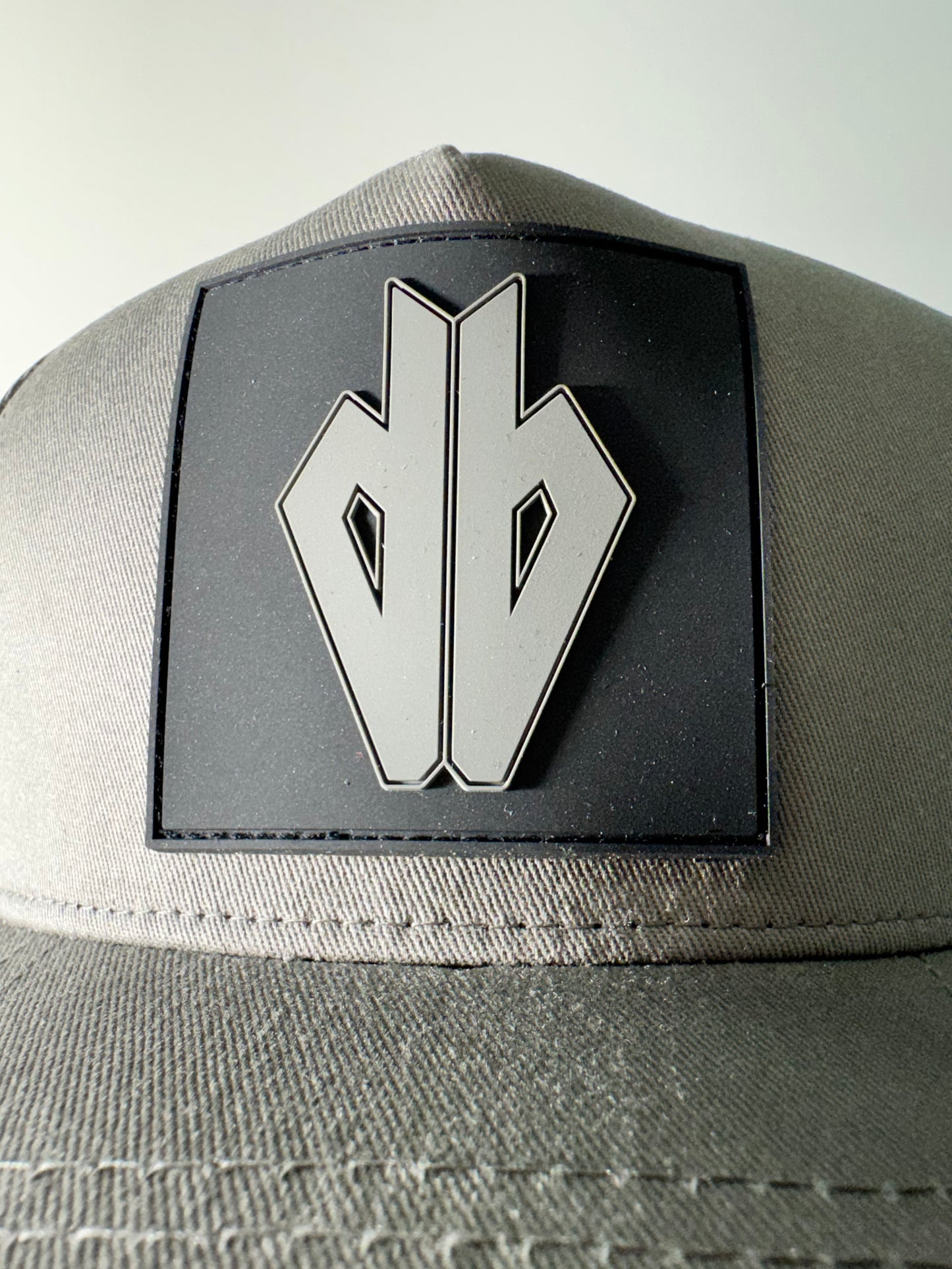 DB SQUARE FALL CAPS