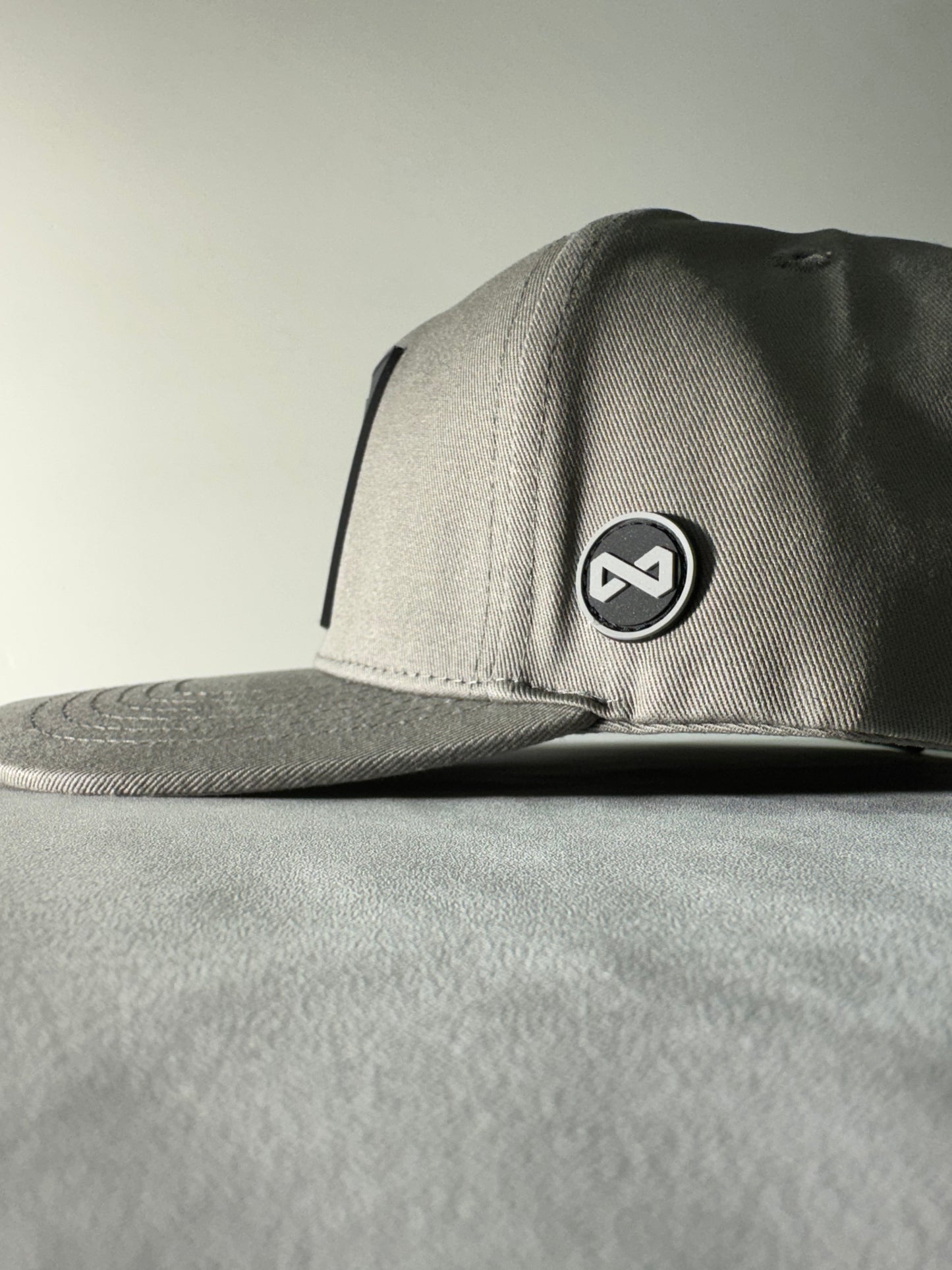 DB SQUARE FALL CAPS