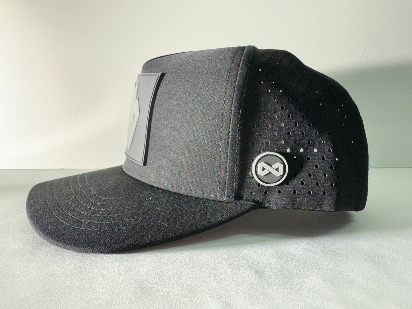 DB SQUARE SUMMER CAPS